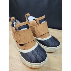 Sorel out n about strap Children size 12